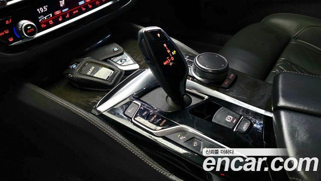 BMW Gran Turismo 2019 — photo 9