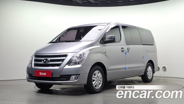 Hyundai Starex 2018 — photo 1