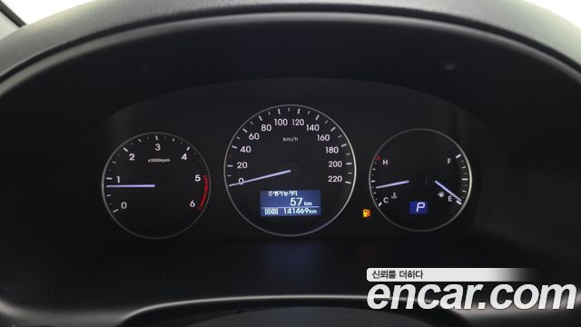 Hyundai Starex 2018 — photo 8