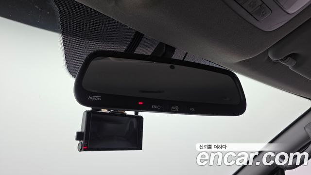 Hyundai Starex 2018 — photo 17