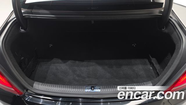 Genesis EQ900 2017 — photo 23