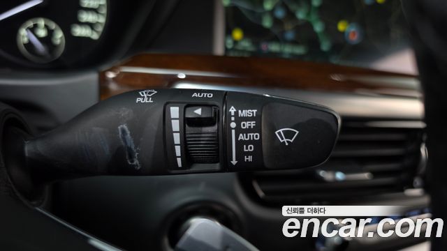 Genesis EQ900 2017 — photo 29