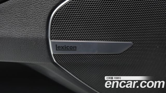 Genesis EQ900 2017 — photo 35