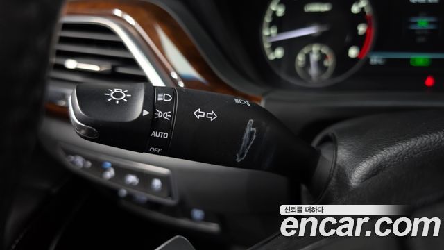 Genesis EQ900 2017 — photo 36