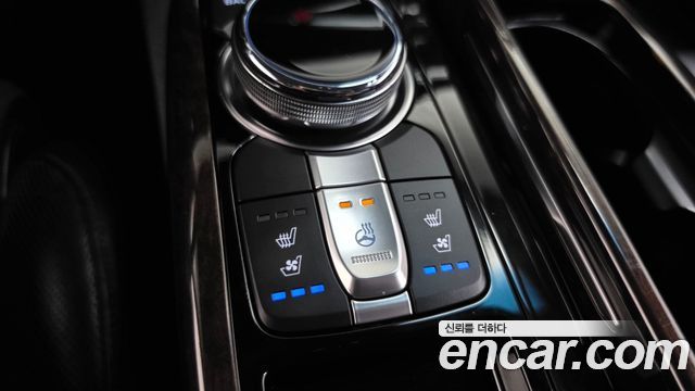 Genesis EQ900 2017 — photo 12