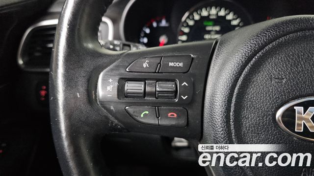 Kia Sorento 2015 — photo 22