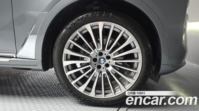 BMW X7 2025 — photo 7