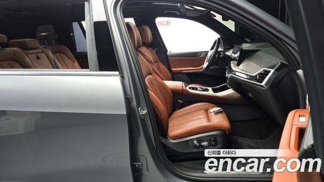 BMW X7 2025 — photo 16