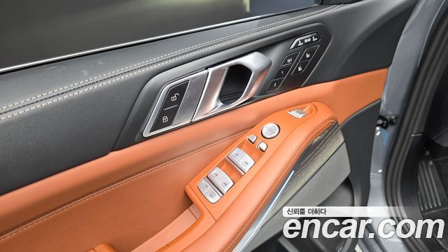 BMW X7 2025 — photo 29