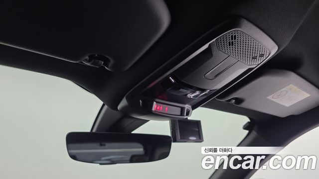 Peugeot 2008 2021 — photo 24