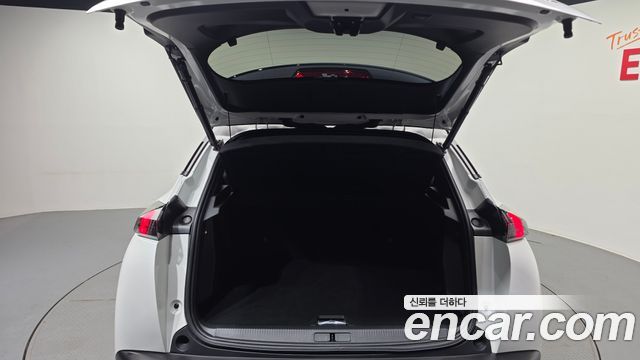 Peugeot 2008 2021 — photo 26