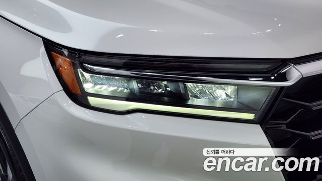 Honda Pilot 2023 — photo 8