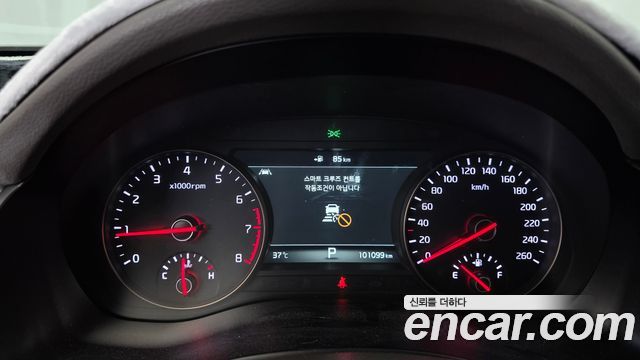 Kia K7 2016 — photo 11