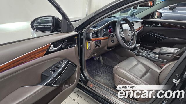 Kia K7 2016 — photo 13