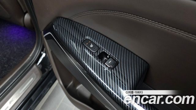Kia K7 2016 — photo 24