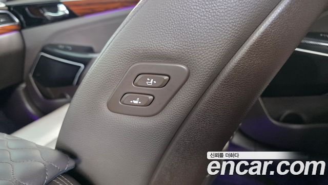 Kia K7 2016 — photo 30