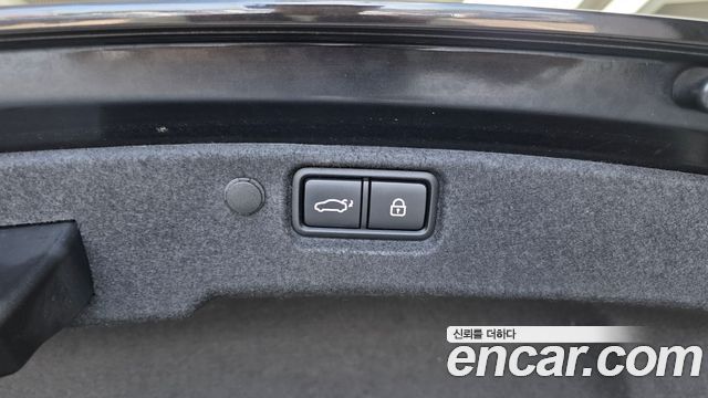 Kia K7 2016 — photo 33