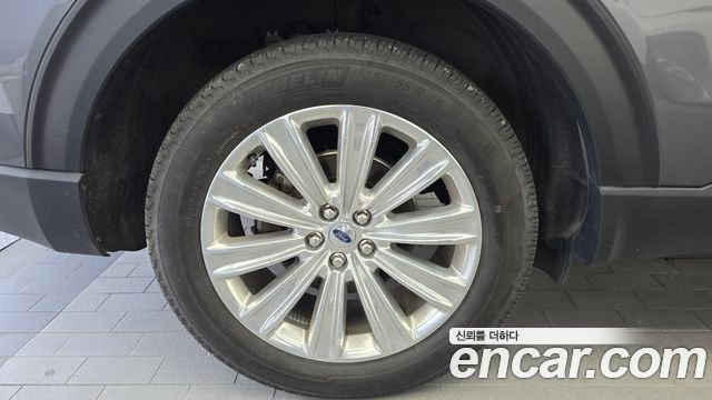 Ford Explorer 2021 — photo 5