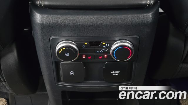 Ford Explorer 2021 — photo 25