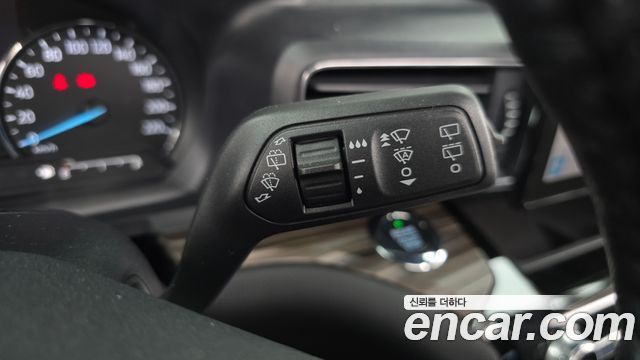 Ford Explorer 2021 — photo 27