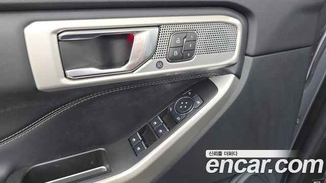 Ford Explorer 2021 — photo 28