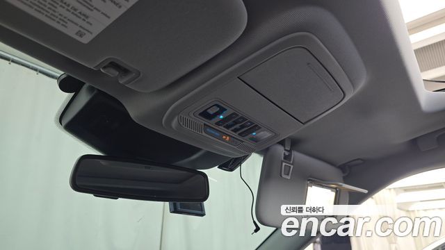 Ford Explorer 2021 — photo 31