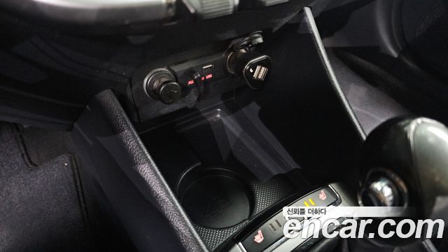 Kia pride 2014 — photo 27