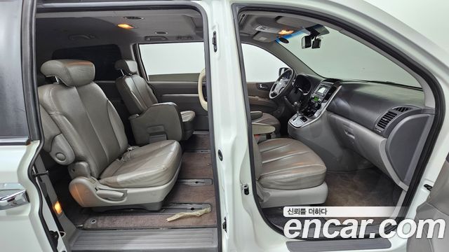 Kia Canival 2013 — photo 16