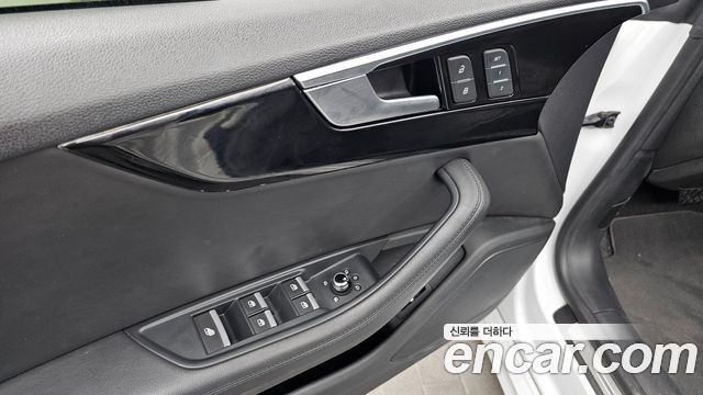 Audi A5 2021 — photo 29