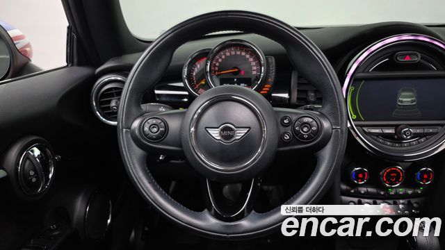 Mini Cooper 2014 — photo 13