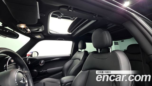 Mini Cooper 2014 — photo 17