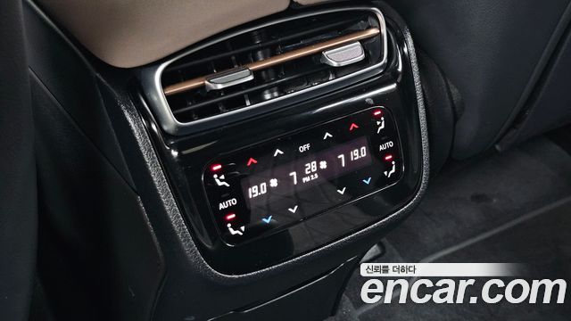 Mercedes-Benz EQS 2023 — photo 24