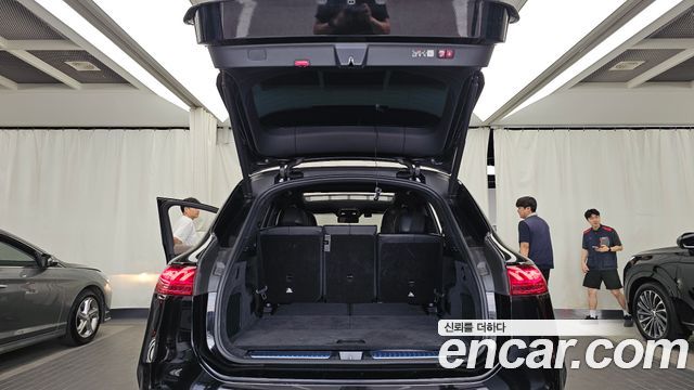 Mercedes-Benz EQS 2023 — photo 26