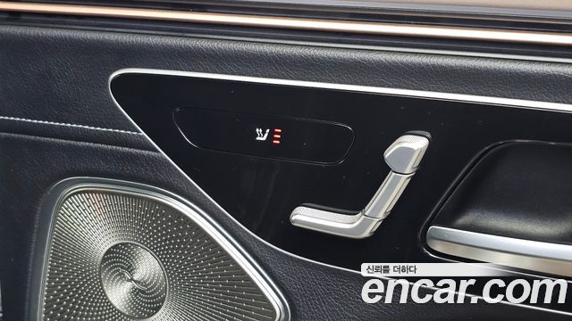 Mercedes-Benz EQS 2023 — photo 16