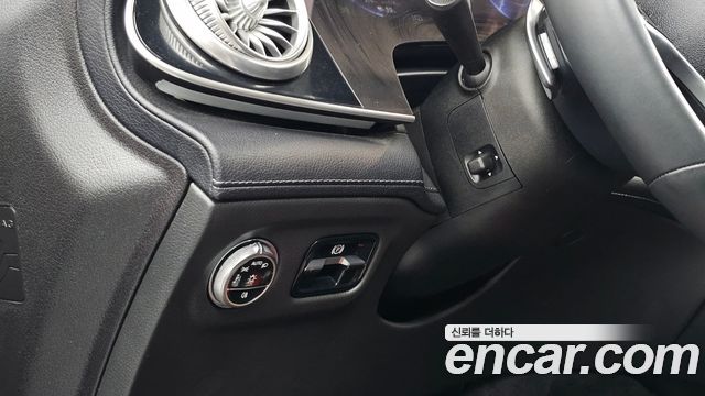 Mercedes-Benz EQS 2023 — photo 29