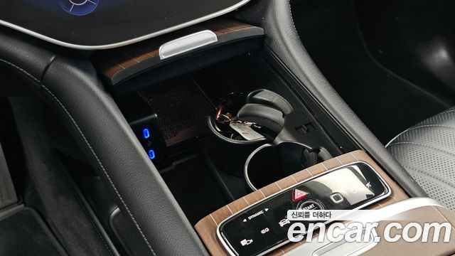 Mercedes-Benz EQS 2023 — photo 30