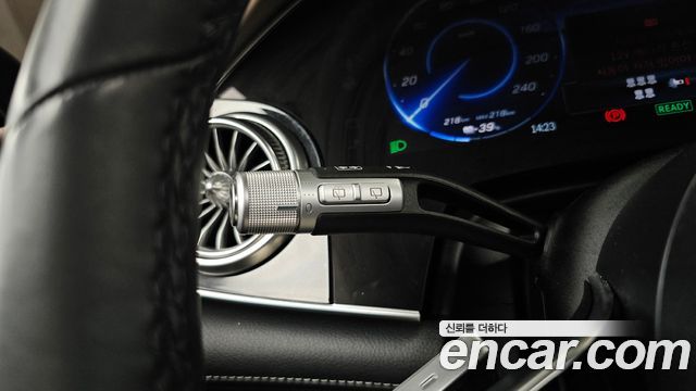 Mercedes-Benz EQS 2023 — photo 32