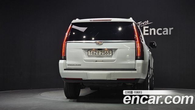 Cadillac Escalade 2020 — photo 4