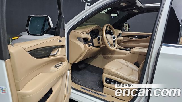 Cadillac Escalade 2020 — photo 13