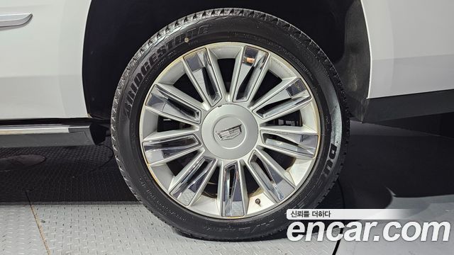 Cadillac Escalade 2020 — photo 7
