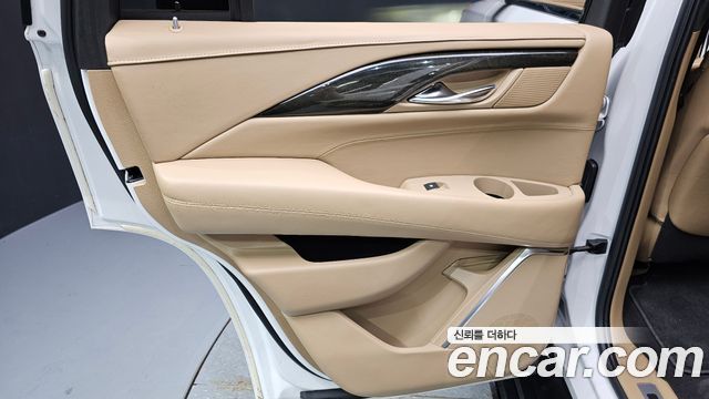 Cadillac Escalade 2020 — photo 15