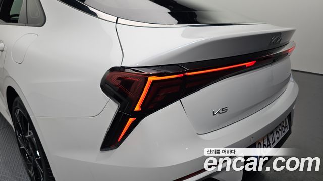 Kia K5 2024 — photo 9