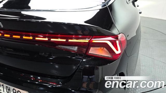 Kia K5 2023 — photo 9