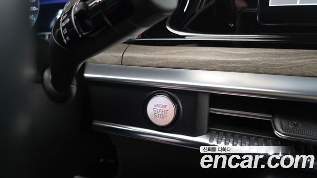 Kia K5 2023 — photo 28