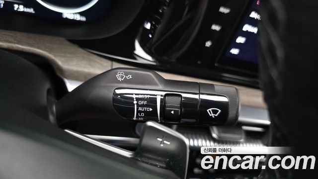 Kia K5 2023 — photo 29