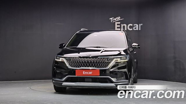 Kia Canival 2021 — photo 3