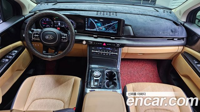 Kia Canival 2021 — photo 10