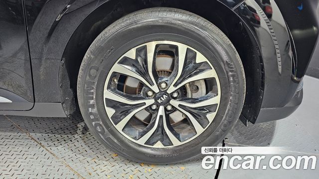 Kia Canival 2021 — photo 7