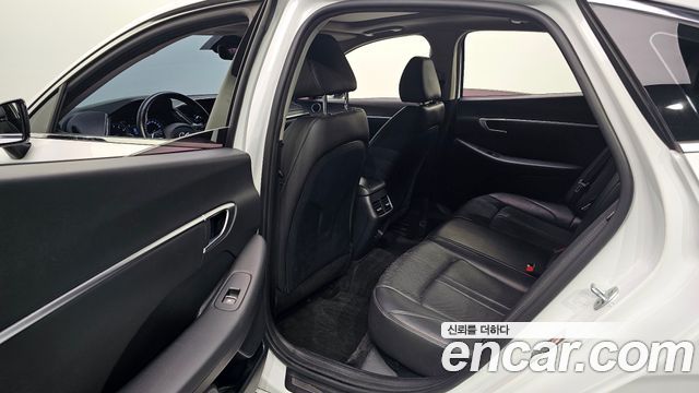 Hyundai Sonata 2020 — photo 18