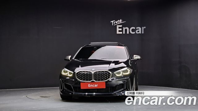 BMW 1-Series 2024 — photo 3